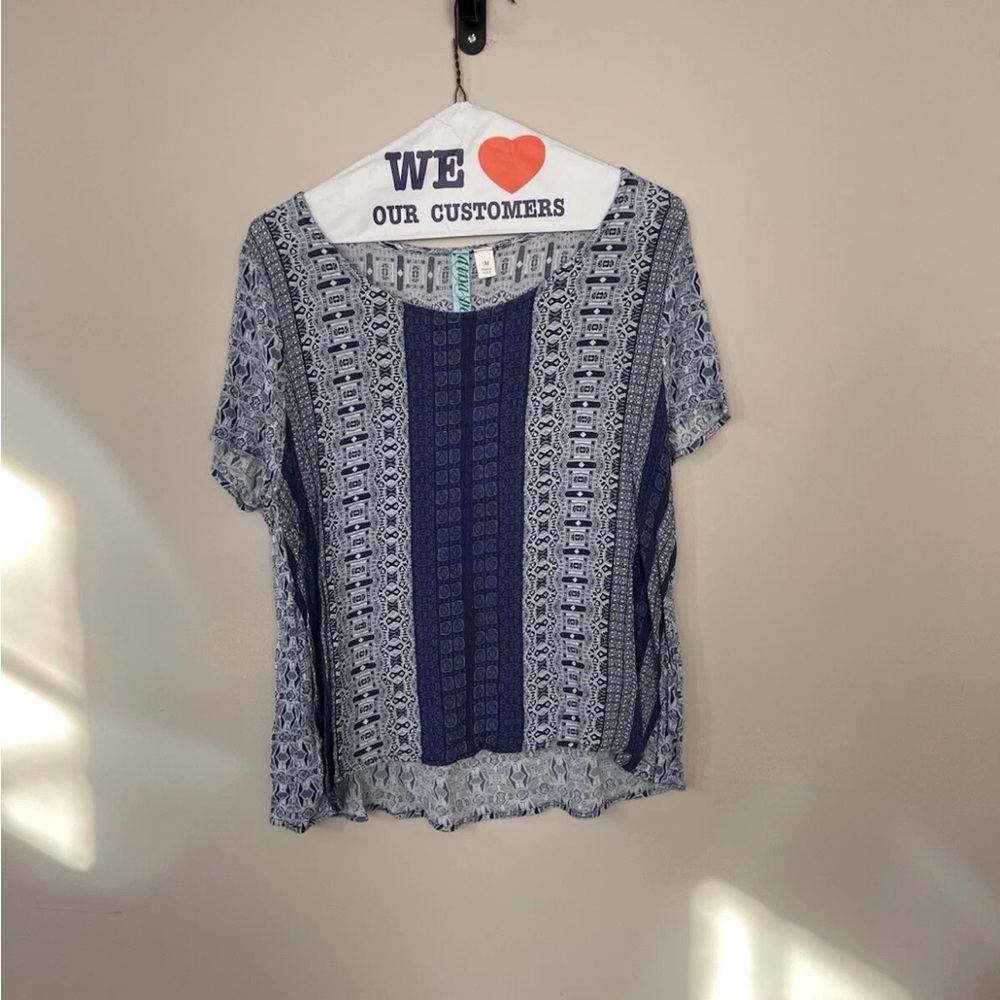 Francesca’s Blouse - Size M - Blue Patterned Women's Top